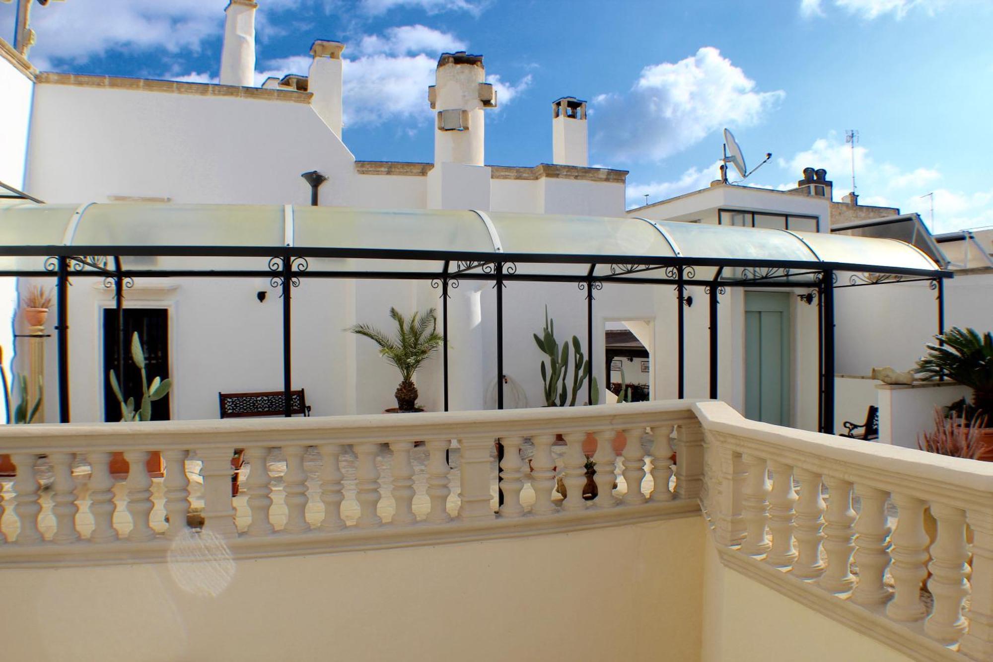 Bed & Breakfast Palazzo Senape De Pace 2*