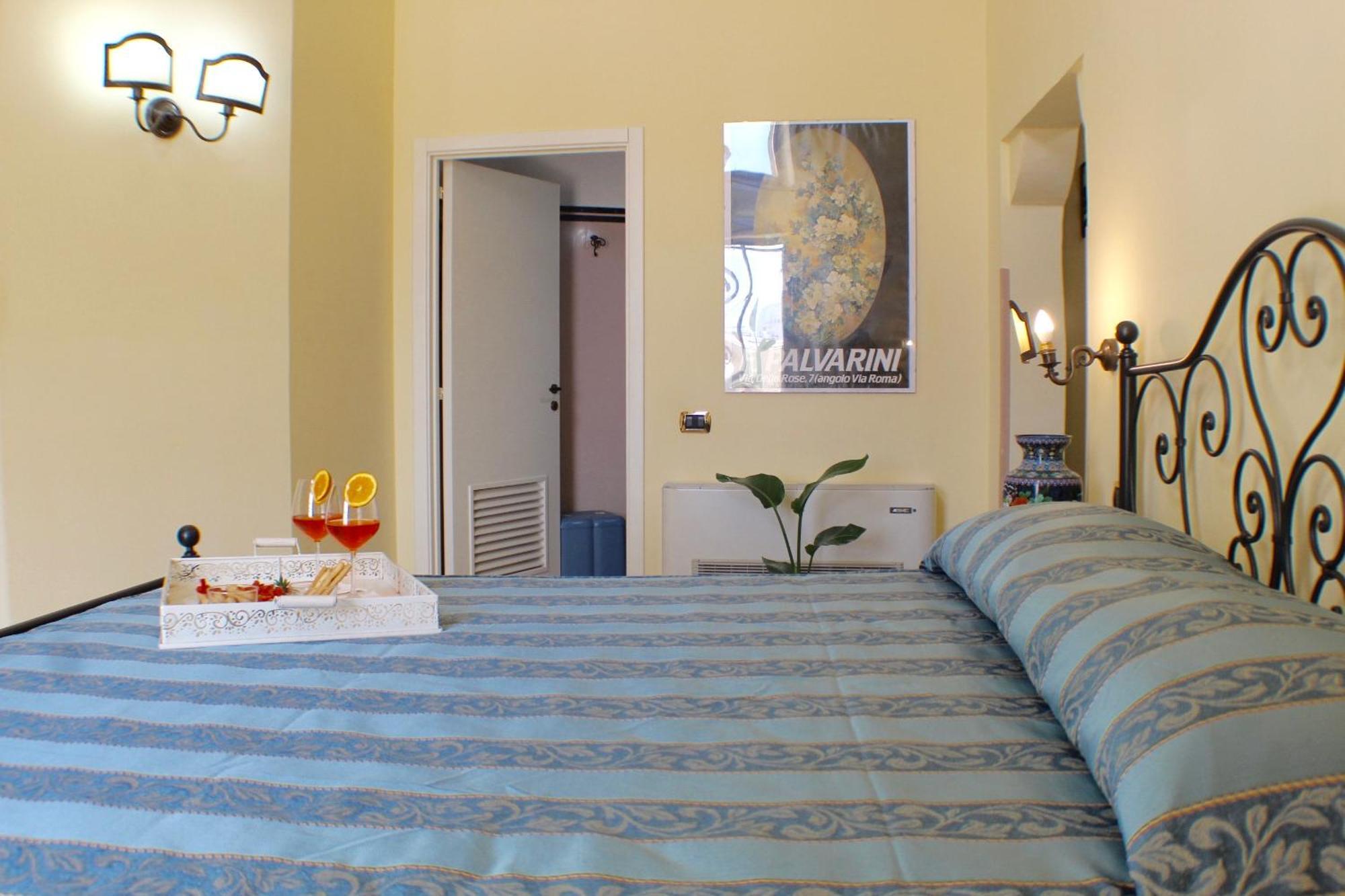 Palazzo Senape De Pace Bed & Breakfast